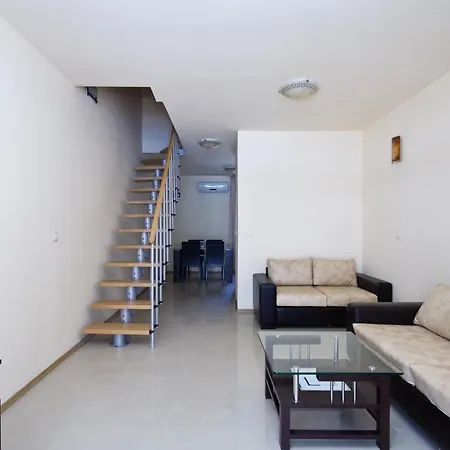 Apartament за гости гардън бийч *