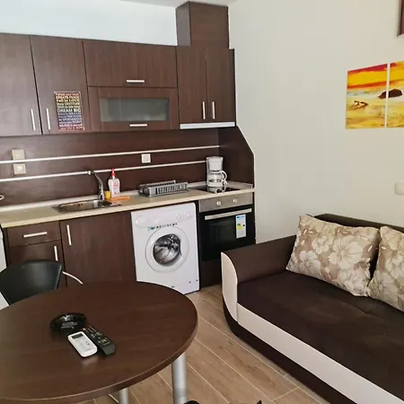 за гости гардън бийч * Czernomorec