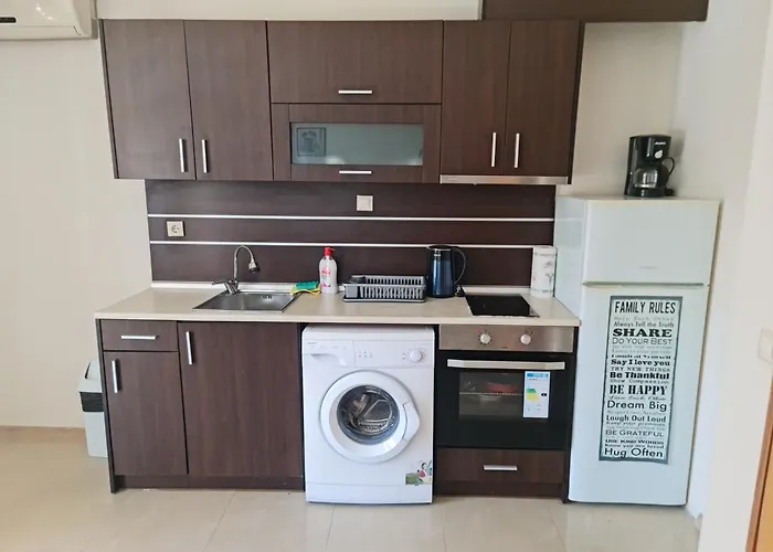 Appartamento за гости гардън бийч Chernomorets