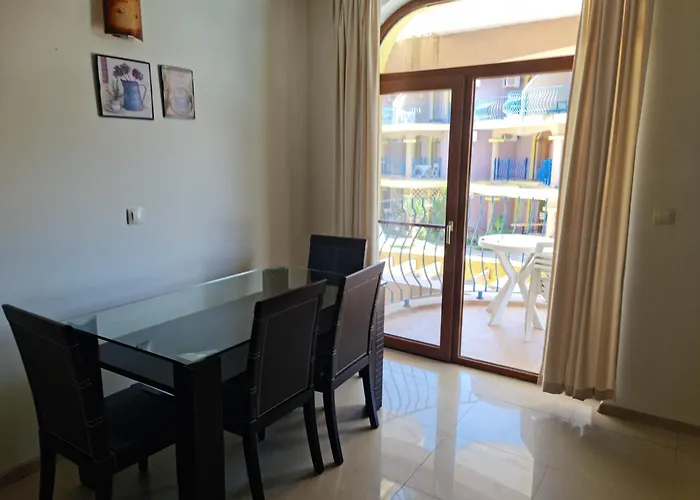 за гости гардън бийч Chernomorets