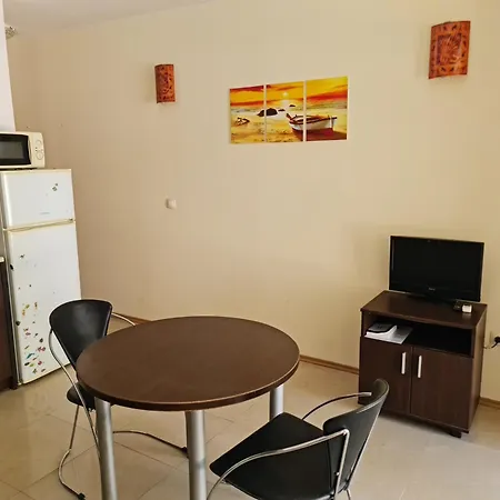 за гости гардън бийч Apartment
