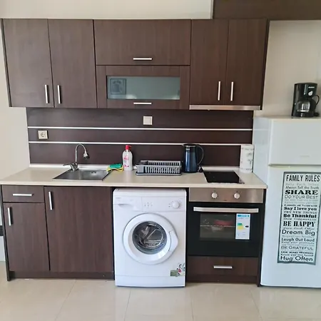 Apartment за гости гардън бийч Chernomorets